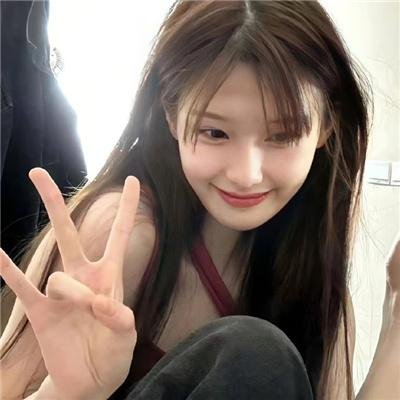 背后的她,眼前的我